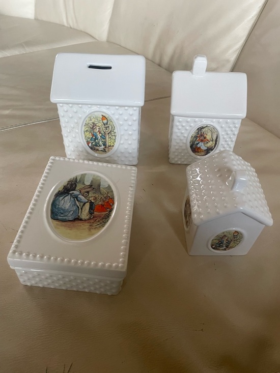 Beatrix Potter Other - Vintage Beatrix Potter (Peter Rabbit) Ceramic Nursery or Tea / Sugar Set - 2001